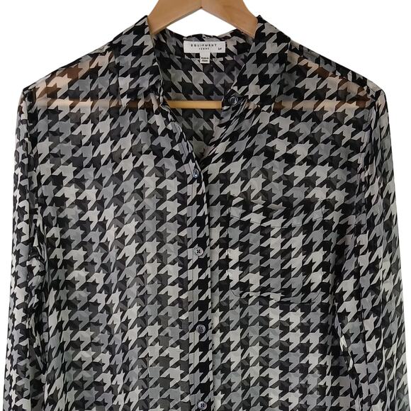 Equipment Femme SZ S 100% Silk Black & Gray Houndstooth Button Up Sheer Blouse - Picture 4 of 6
